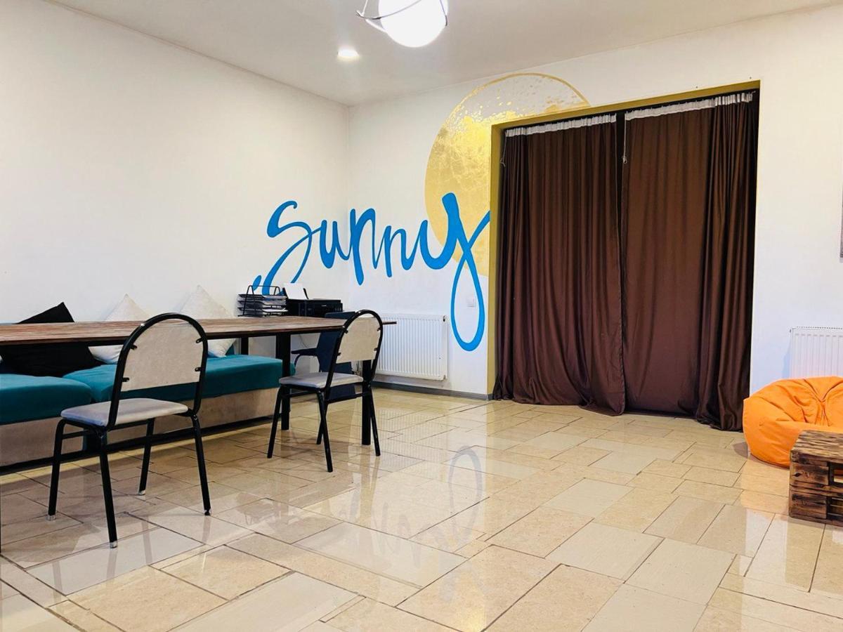 Sunny Hostel Tbilissi Extérieur photo